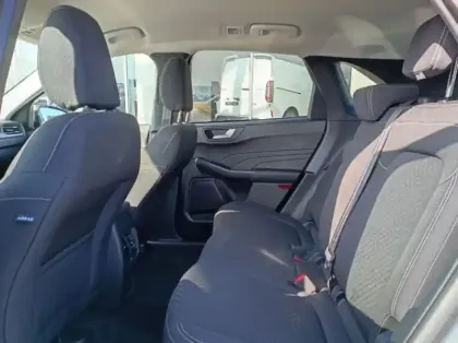 Photo 13 Ford Kuga 2.5 Duratec 180ch Hybrid FlexiFuel Titanium Business Powershift