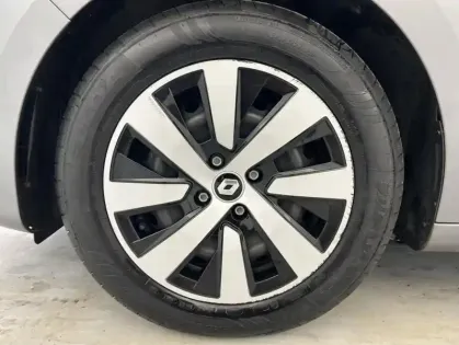 Photo 19 Renault Clio TCe 90 Equilibre 5p