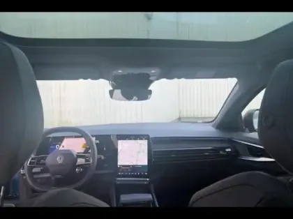 Photo 8 Renault Austral  1.2 E-Tech full hybrid 200ch esprit Alpine - 25