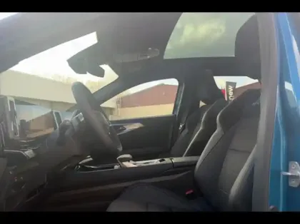 Photo 10 Renault Austral  1.2 E-Tech full hybrid 200ch esprit Alpine - 25