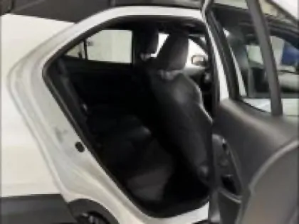 Photo 8 Toyota Yaris  Cross 130h GR Sport MY26