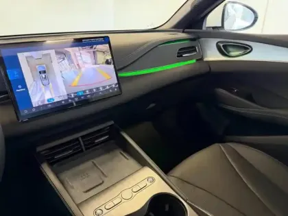 Photo 7 BYD Seal  6 Touring 1.5 DM-i 212ch Comfort Lite