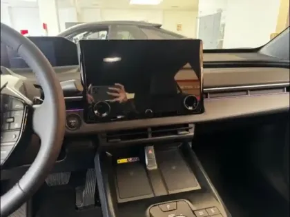 Photo 12 Toyota C-HR + 224ch 77kWh Design Grande Autonomie