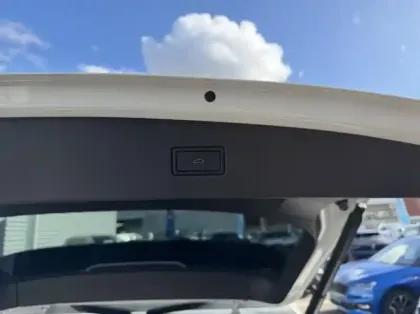 Photo 14 Volkswagen Tiguan  2.0 TDI 150ch R-Line DSG7