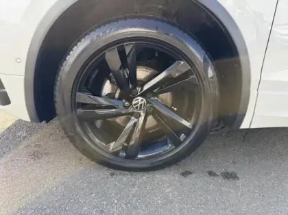 Photo 9 Volkswagen Tiguan  2.0 TDI 150ch R-Line DSG7