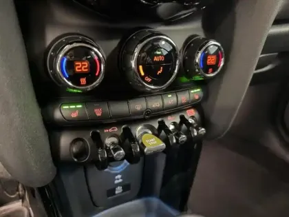 Photo 14 Mini Mini  Cooper SE 184ch Edition Premium BVA 5CV