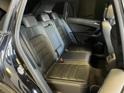 Photo 12 Volkswagen Tiguan  2.0 TDI 200ch R-Line Exclusive 4Motion DSG7