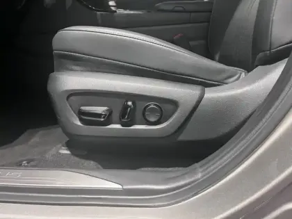 Photo 11 Lexus Nx  350h Luxe 4WD Pack Design