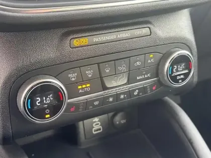 Photo 14 Ford Kuga  2.5 Duratec 190ch FHEV E85 Titanium BVA