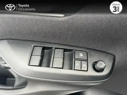 Photo 12 Toyota Yaris  116h Dynamic 5p MY22