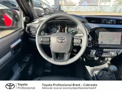 Photo 8 Toyota Hilux  2.8 D-4D 204ch X-Tra Cabine Invincible 4WD MY25