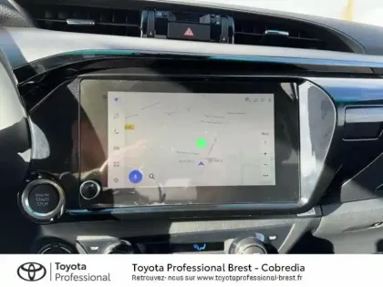 Photo 14 Toyota Hilux  2.8 D-4D 204ch X-Tra Cabine Invincible 4WD MY25