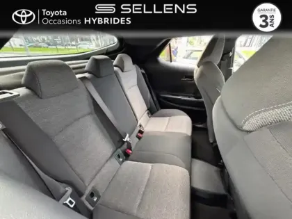 Photo 6 Toyota C-HR  2.0 Hybride Rechargeable 225ch Graphic MY26