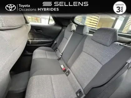 Photo 11 Toyota C-HR  2.0 Hybride Rechargeable 225ch Graphic MY26