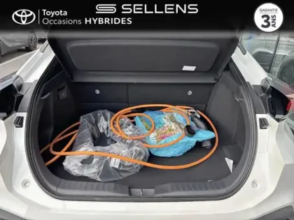 Photo 9 Toyota C-HR  2.0 Hybride Rechargeable 225ch Graphic MY26