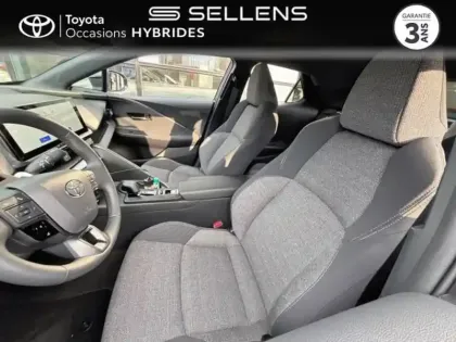 Photo 10 Toyota C-HR  2.0 Hybride Rechargeable 225ch Graphic MY26