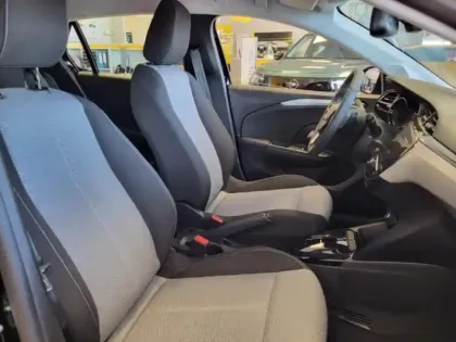 Photo 10 Opel Corsa  1.2 Turbo Hybrid 110ch Edition e-DCT6