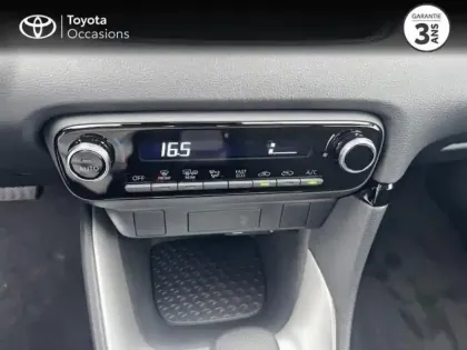 Photo 14 Toyota Yaris  116h Dynamic 5p MC24