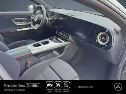 Photo 10 Mercedes CLA  200 183ch AMG Line 8G-eDCT