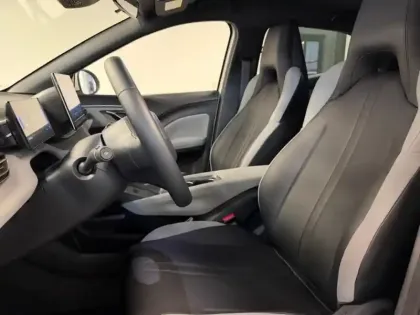 Photo 14 BYD Dolphin Surf  88ch - 43,2 kWh Boost