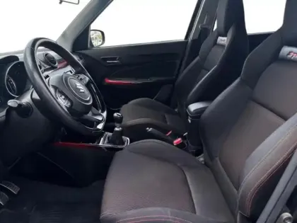 Photo 6 Suzuki Swift  1.4 Boosterjet Hybrid 129ch Sport