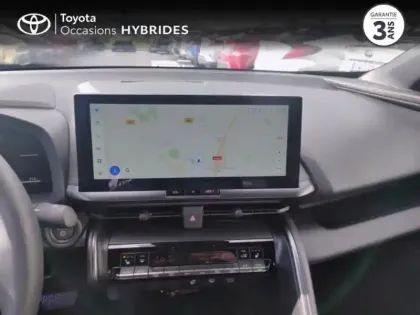 Photo 14 Toyota C-HR  2.0 Hybride Rechargeable 225ch Graphic MY26