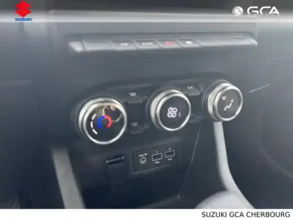 Photo 10 Renault Clio  1.6 E-Tech hybride 145ch Equilibre