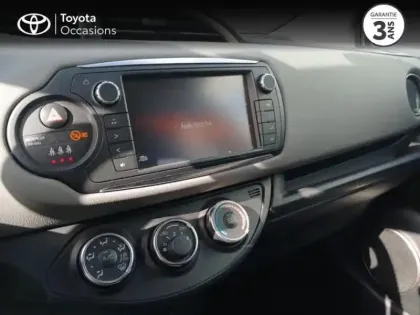Photo 14 Toyota Yaris  100 VVT-i Dynamic CVT 5p