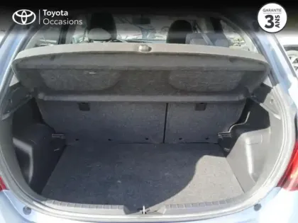 Photo 9 Toyota Yaris  100 VVT-i Dynamic CVT 5p