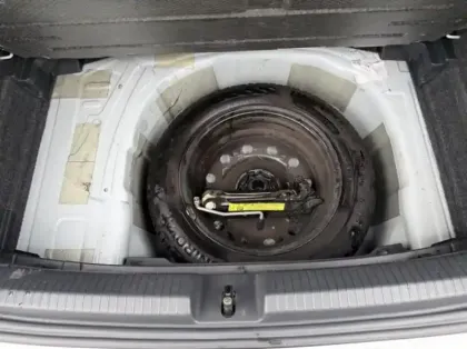 Photo 10 Volkswagen Polo  1.0 TSI 95ch Confortline