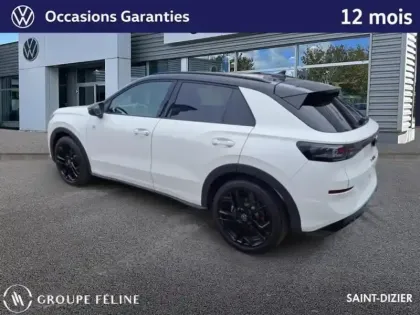 Photo 10 Volkswagen T-roc  1.5 eTSI 150ch R-Line DSG7