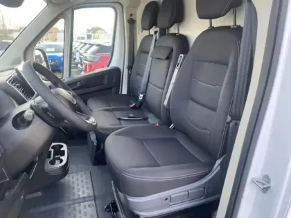 Photo 9 Peugeot Boxer  Fg L2H2 3.5 140ch S&S BVA8