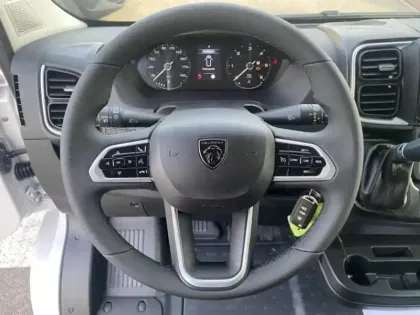 Photo 6 Peugeot Boxer  Fg L2H2 3.5 140ch S&S BVA8