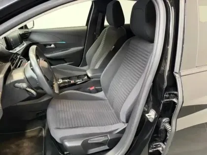 Photo 8 Peugeot 208  e- 136 Style / Carplay / SOH 86% / LOA