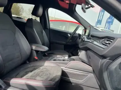 Photo 10 Ford Kuga  2.5 Duratec 190ch FHEV E85 ST-Line X BVA