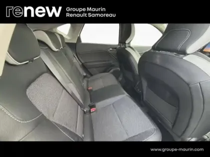 Photo 14 Renault Captur  1.6 E-Tech hybride 145ch Techno Fast Track