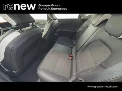 Photo 12 Renault Captur  1.6 E-Tech hybride 145ch Techno Fast Track