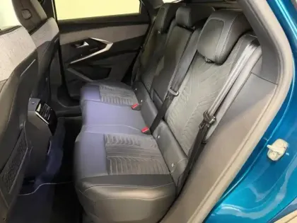 Photo 9 Peugeot 3008  1.2 Hybrid 145ch GT e-DCS6