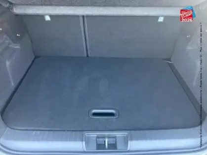 Photo 13 Renault Captur  1.8 E-Tech full hybrid 160ch esprit Alpine - 26