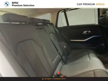Photo 14 BMW Serie 3 Série 3 Touring 318dA MH 150ch Edition Sport