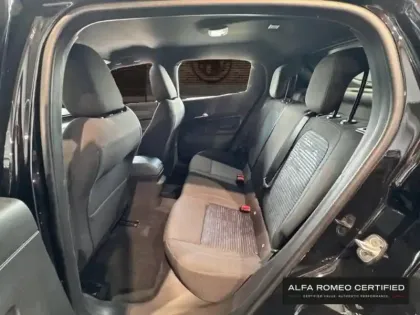 Photo 9 Alfa Romeo Junior  1.2 Ibrida 145ch e-DCT6