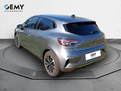 Photo 37 Renault Clio  E-Tech full hybrid 145 ch GSR2