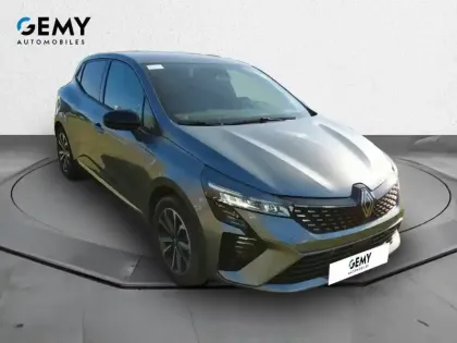 Photo 33 Renault Clio  E-Tech full hybrid 145 ch GSR2