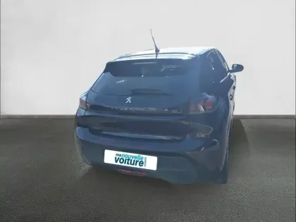 Photo 43 Peugeot 208  PureTech 100 S&S BVM6