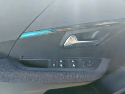 Photo 38 Peugeot 208 Gén. II Ph1 NG Style 5