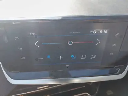 Photo 37 Peugeot 208 Gén. II Ph1 NG Style 5