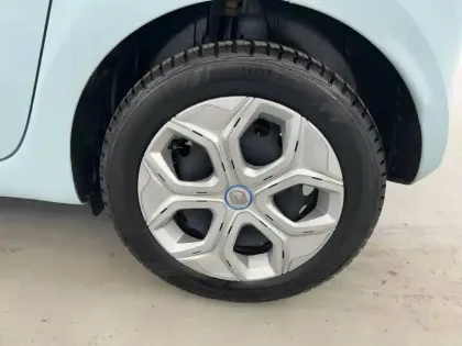 Photo 28 Renault Twingo Gén. III (C07) Ph2 Life 5