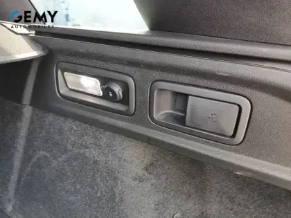 Photo 36 Peugeot 308  SW BlueHDi 130ch S&S EAT8