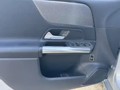 Photo 51 Mercedes Classe B  180 7G-DCT