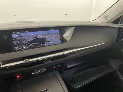 Photo 24 DS DS 4  BlueHDi 130 EAT8